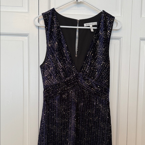 BCBGeneration Dresses & Skirts - Elegant BCBG Purple Women's Dress